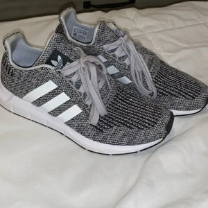 Adidas ortholite tennis shoes size 5.5.